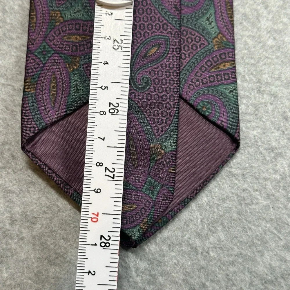 Vintage Guy Laroche Silk Tie Purple Green Paisley Designer Necktie‎ USA 56x3.4
